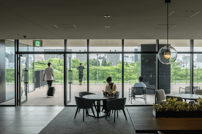 ライラックスクエア