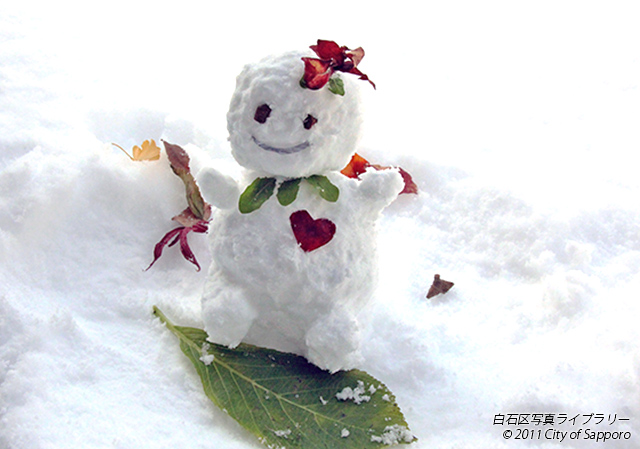 画像：しろっぴー雪だるま
